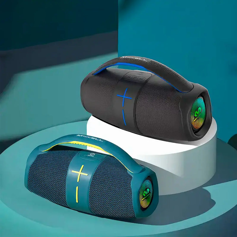 dos altavoces de miccell Perú verdes