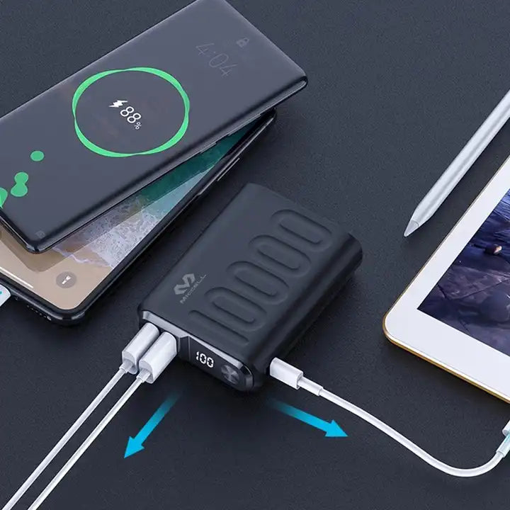 powerbank 10,000mAh color blanco VQ-P129 Miccell tres dispositivos a la vez iPhone, Android y Laptop