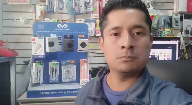 cliente de miccell dando opinión positiva de marca